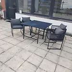 Im Herzen Von Wiesdorf- Blick Auf Bayer-kreuz -appartement Mit 2 Schlafzimmern & 3 Betten-fuer 4 Personen -zentral Gelegen - Friedrich Ebert Platz 5a , 4te Etage -kein Aufzug -lift- Dachterrasse Und Sauna - Kaution Pflicht - *