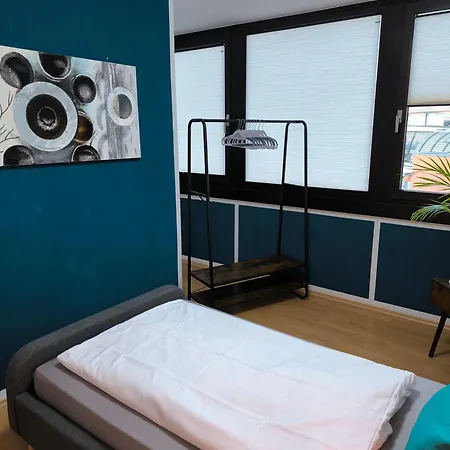 Apartment: Two-bedroom Comfort With Dual Balconies Leverkusen